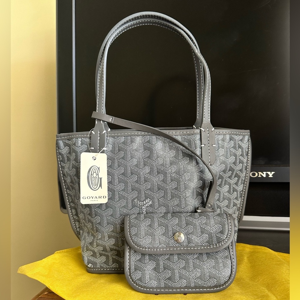 Pretty Mini Tote / Hand Bag